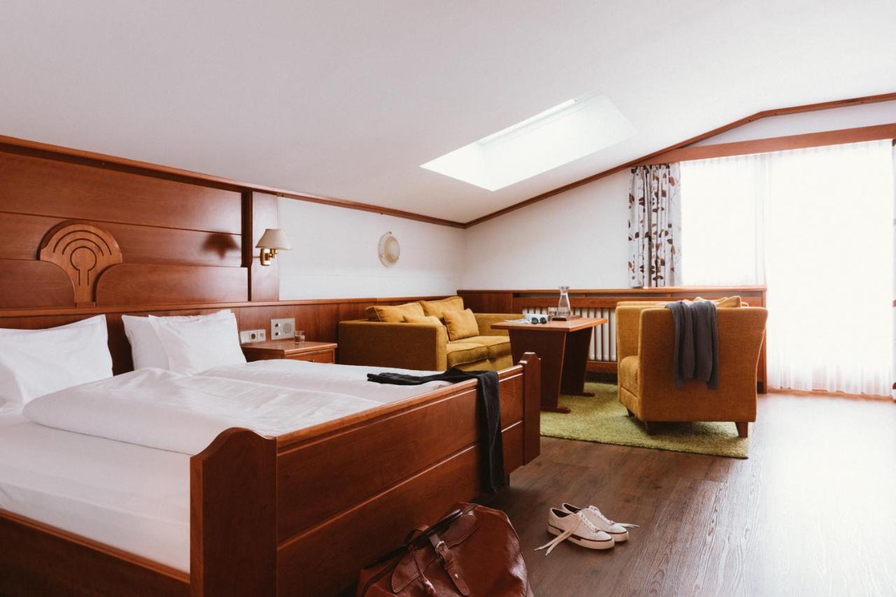 Gartenhotel Linde 4 Sterne Superior Ried im Oberinntal Kültér fotó