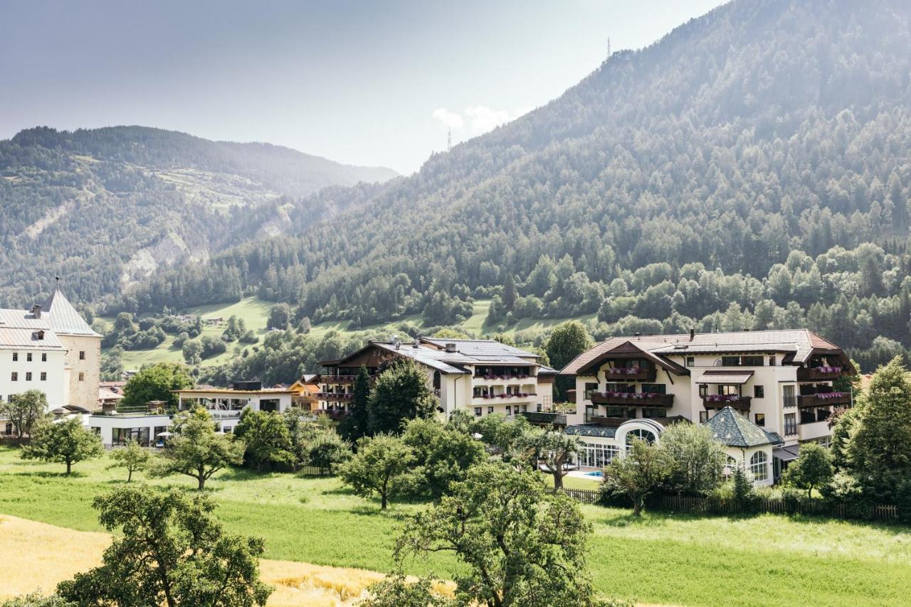 Gartenhotel Linde 4 Sterne Superior Ried im Oberinntal Kültér fotó