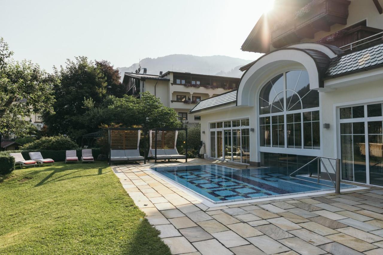 Gartenhotel Linde 4 Sterne Superior Ried im Oberinntal Kültér fotó
