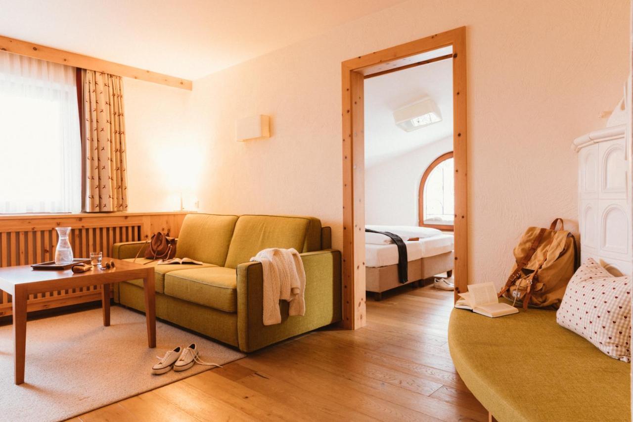 Gartenhotel Linde 4 Sterne Superior Ried im Oberinntal Kültér fotó